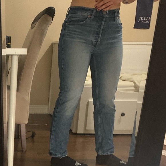 Gap - High Rise Cheeky Straight Jean - Picture 2 of 5